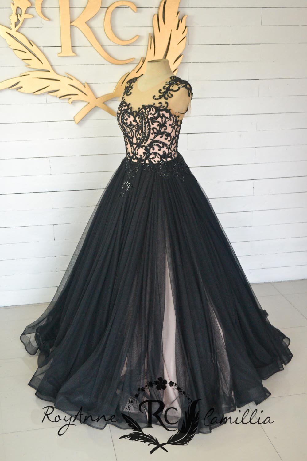 black-rental-gown-lauren-by-royanne-camillia-the-best-gowns-in